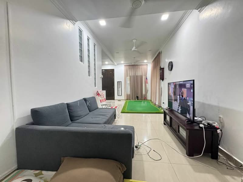 Link Bungalow for Sale in Taman Setiawangsa (Setiawangsa) - Ikmal MT - Living Room - PropertyGuru.com.my