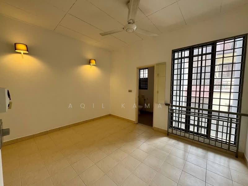 Rumah Teres 2 Tingkat untuk Dijual di Bukit Jelutong (Shah Alam) - Aqil Kamal - Interior - PropertyGuru.com.my