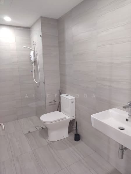 Servis Apartment untuk Disewa di BeCentral @ i-City - Aliff Iqbal - PropertyGuru.com.my