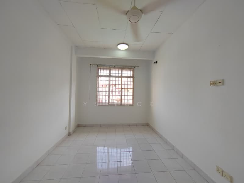 Pangsapuri untuk Dijual di Sentosa Court - YS Lock - Interior - PropertyGuru.com.my