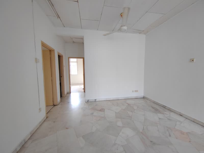 Pangsapuri untuk Dijual di Sentosa Court - YS Lock - Interior - PropertyGuru.com.my