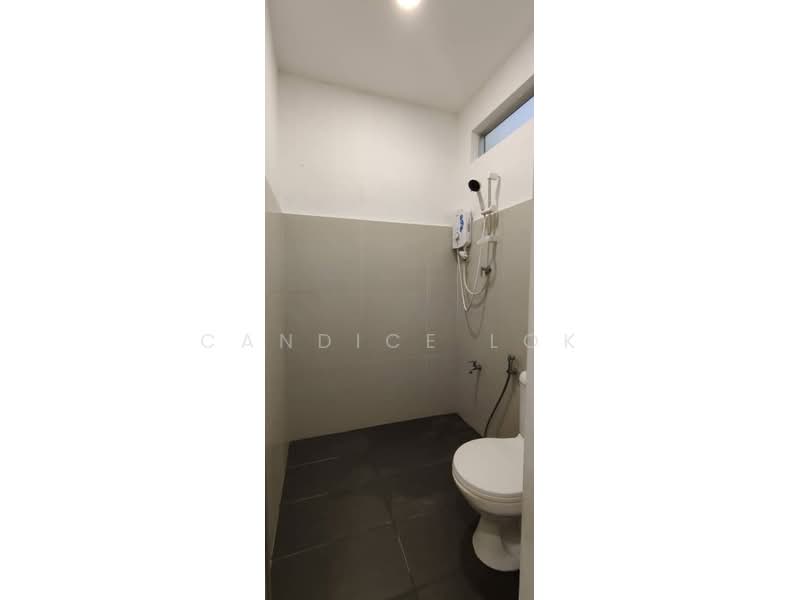 Rumah Teres 1 Tingkat untuk Dijual di Taman Ungku Tun Aminah (Skudai) - Candice Lok - Bathroom - PropertyGuru.com.my