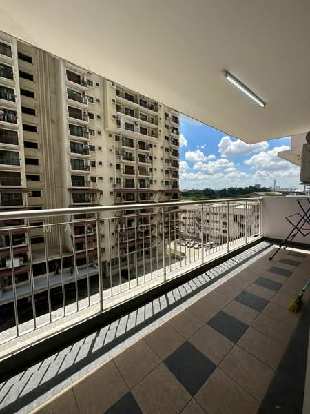 Kondominium untuk Disewa di Indah Alam (Subang Andaman) - Mak Hon Kean - Balcony - PropertyGuru.com.my