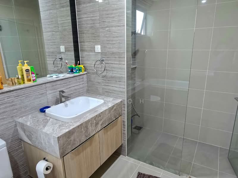 Servis Apartment untuk Dijual di Southern Marina Residences - JP Soh - Bathroom - PropertyGuru.com.my