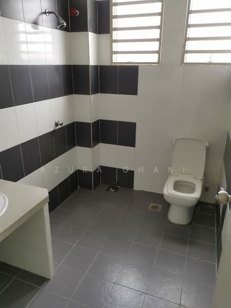 3-storey Terraced House for Sale in Simpang Ampat (Penang) - Azura Ghani - Bathroom - PropertyGuru.com.my