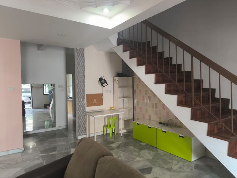 Rumah Teres 2 Tingkat untuk Disewa di Taman Wawasan (Puchong) - Max Peh - PropertyGuru.com.my