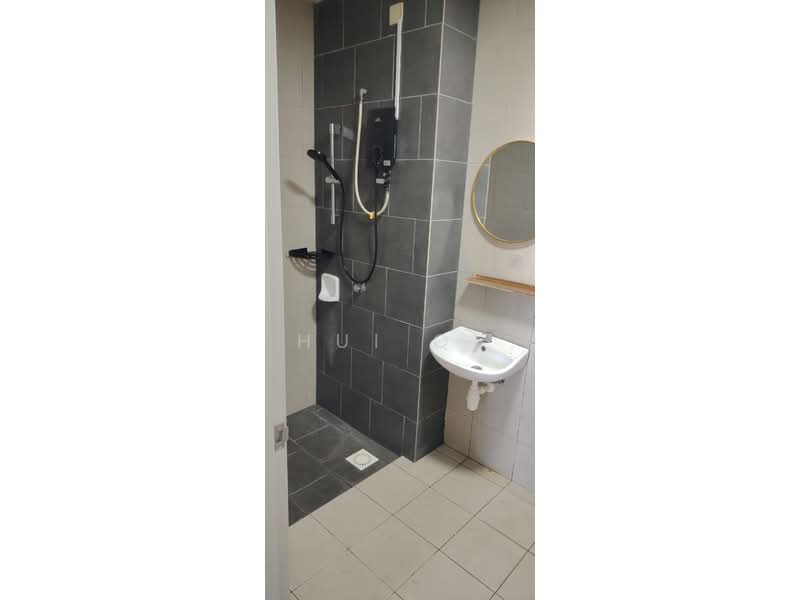 Service Residence for Rent at SkyLake Residence - Hui Qi - Bathroom - PropertyGuru.com.my