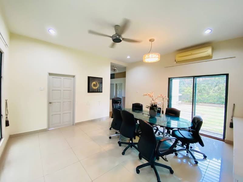 Bungalow for Sale in Puncak Pinggiran Putra (Dengkil) - Izzat Zamros - PropertyGuru.com.my