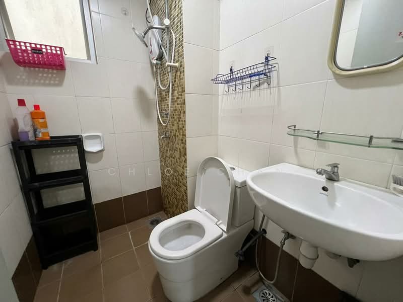 Kondominium untuk Dijual di Suasana Lumayan - Chloe Chan - Bathroom - PropertyGuru.com.my