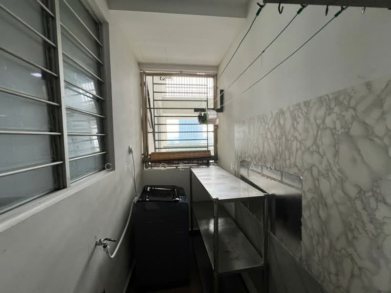 Kondominium untuk Dijual di Suasana Lumayan - Chloe Chan - Balcony - PropertyGuru.com.my