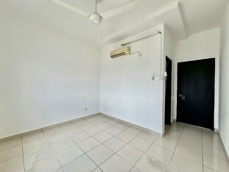 Pangsapuri untuk Dijual di Sri Ixora Apartment - Faisal Abu Omar - Interior - PropertyGuru.com.my