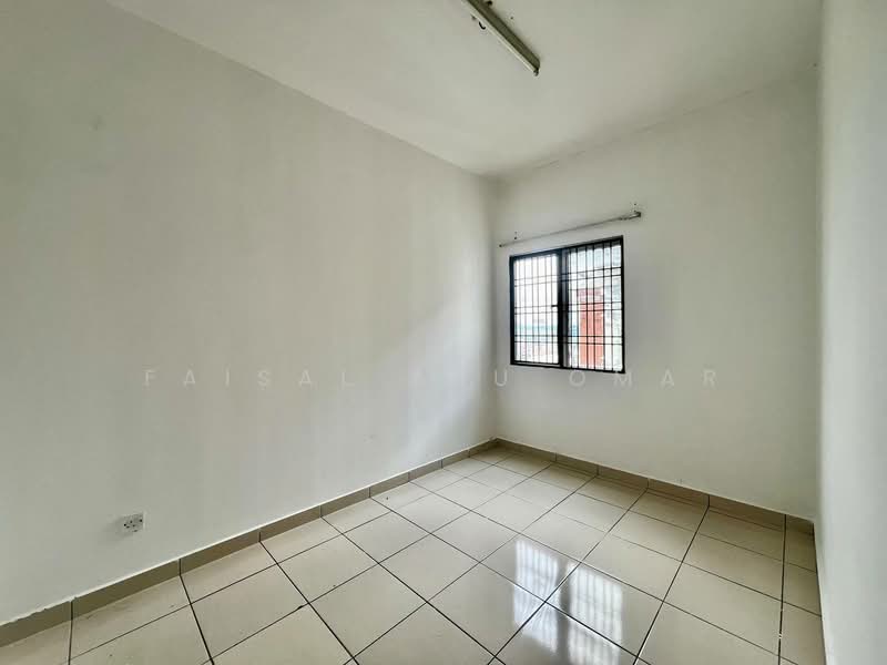 Pangsapuri untuk Dijual di Sri Ixora Apartment - Faisal Abu Omar - Interior - PropertyGuru.com.my