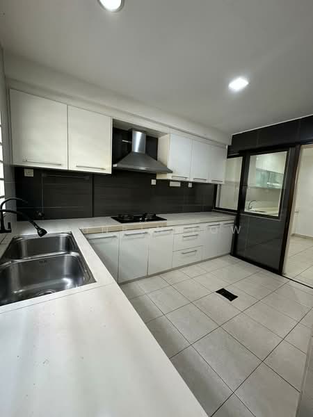 2.5-storey Terraced House for Sale in Taman Puchong Hartamas (Puchong) - Junbin Low - Kitchen - PropertyGuru.com.my