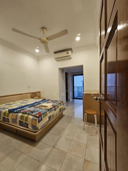 1-storey Terraced House for Rent in Tanjung Tokong (Penang) - Vincent Tan - Bedroom - PropertyGuru.com.my