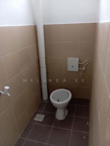 Shop / Office for Rent in Taman Pulai Utama (Skudai) - Melinda Ee - Bathroom - PropertyGuru.com.my