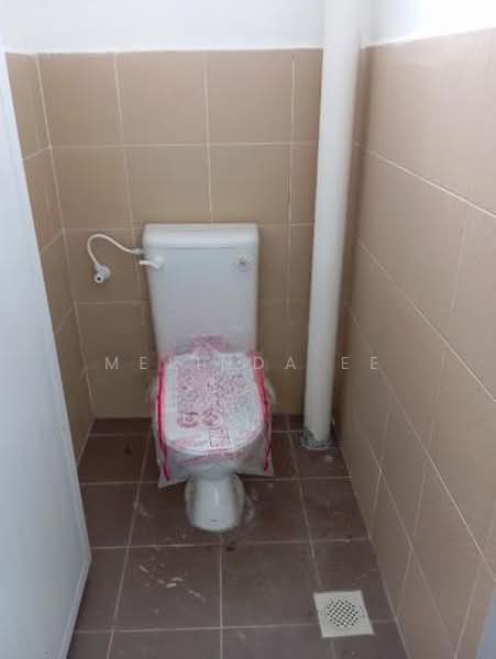 Shop / Office for Rent in Taman Pulai Utama (Skudai) - Melinda Ee - Bathroom - PropertyGuru.com.my