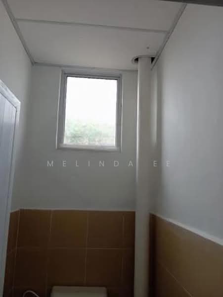 Shop / Office for Rent in Taman Pulai Utama (Skudai) - Melinda Ee - Bathroom - PropertyGuru.com.my