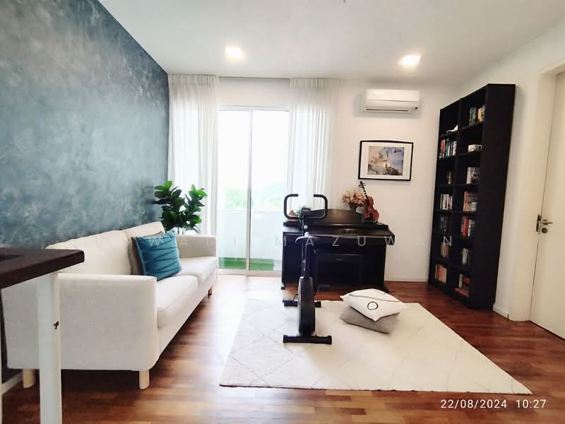 3-storey Terraced House for Rent in Tamansari (Rawang) - Uswani Mazuwan - Living Room - PropertyGuru.com.my