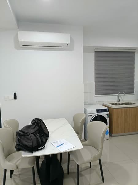Kondominium untuk Disewa di Kuchai Sentral - Amber Cheong - Dining Room - PropertyGuru.com.my