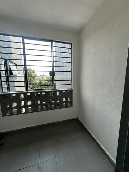 Service Residence for Sale at E'Island Lake Haven - Leon Lim - PropertyGuru.com.my