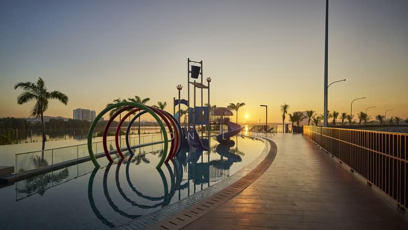 Service Residence for Sale at E'Island Lake Haven - Leon Lim - Pool - PropertyGuru.com.my