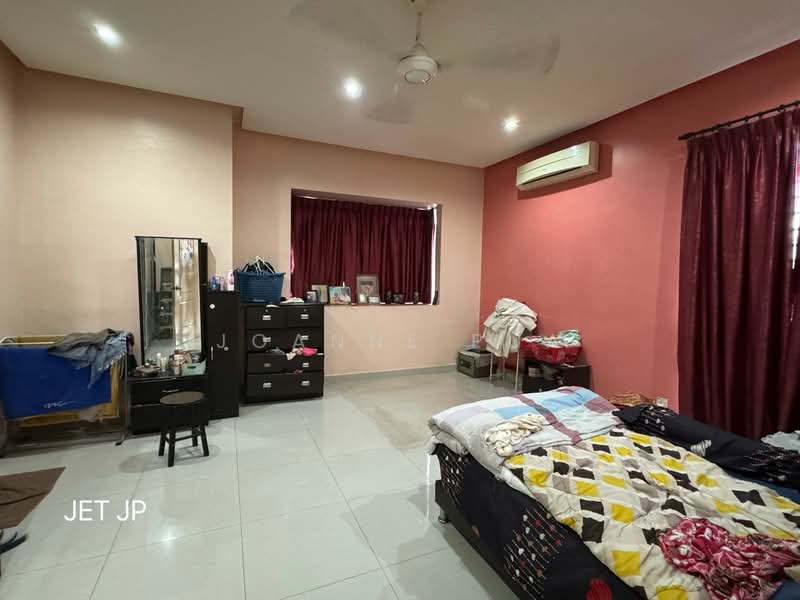 Rumah Berkembar untuk Dijual di Bandar Botanic (Klang) - Joanne Pua - Bedroom - PropertyGuru.com.my
