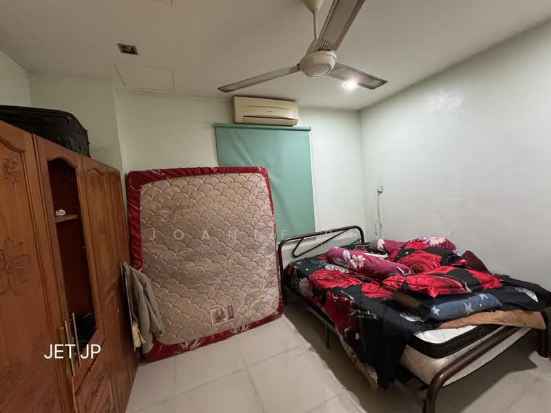 Rumah Berkembar untuk Dijual di Bandar Botanic (Klang) - Joanne Pua - Bedroom - PropertyGuru.com.my