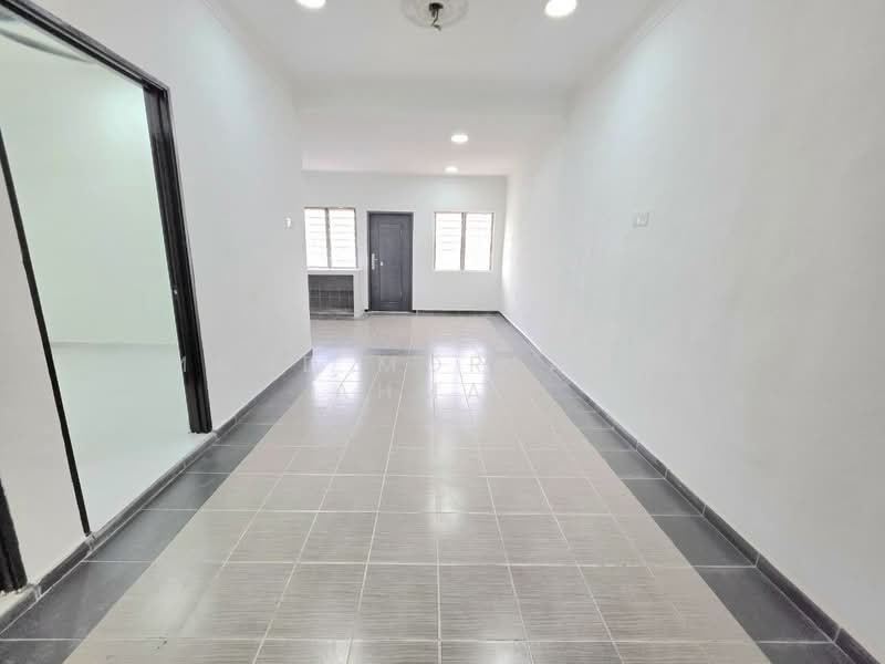 Rumah Teres 1 Tingkat untuk Dijual di Taman Nilai Perdana (Nilai) - Mohd Mortadza Ahmad - PropertyGuru.com.my