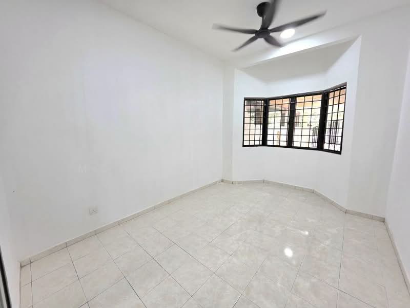 Rumah Teres 1 Tingkat untuk Dijual di Taman Nilai Perdana (Nilai) - Mohd Mortadza Ahmad - PropertyGuru.com.my