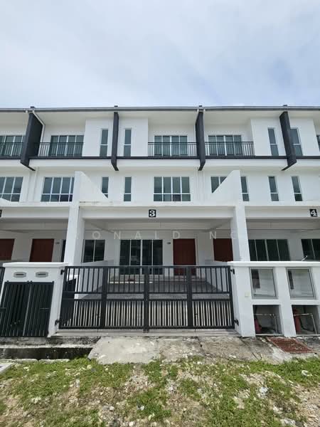 Rumah Teres 3 Tingkat untuk Dijual di Balik Pulau (Penang) - Ronald Ng - Exterior - PropertyGuru.com.my