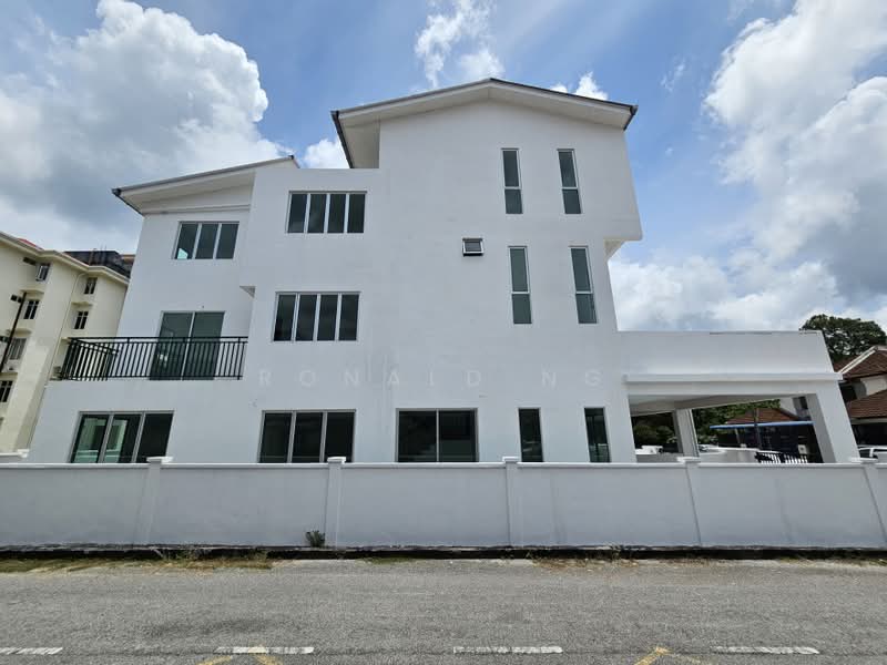Rumah Teres 3 Tingkat untuk Dijual di Balik Pulau (Penang) - Ronald Ng - Exterior - PropertyGuru.com.my