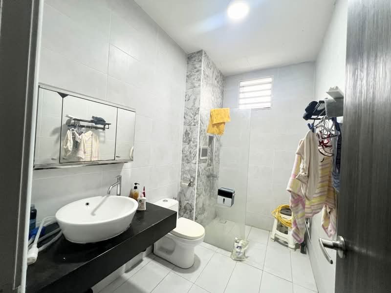 Cluster House for Sale in Skudai (Johor) - Yik Tat - PropertyGuru.com.my