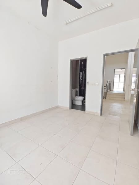 Rumah Teres 2 Tingkat untuk Dijual di Shah Alam (Selangor) - Tom Lee - PropertyGuru.com.my