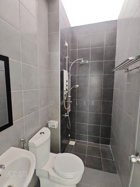 Rumah Teres 2 Tingkat untuk Dijual di Shah Alam (Selangor) - Tom Lee - PropertyGuru.com.my