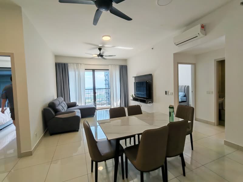 Servis Apartment untuk Disewa di Setia City Residences - Faye Ng - Living Room - PropertyGuru.com.my