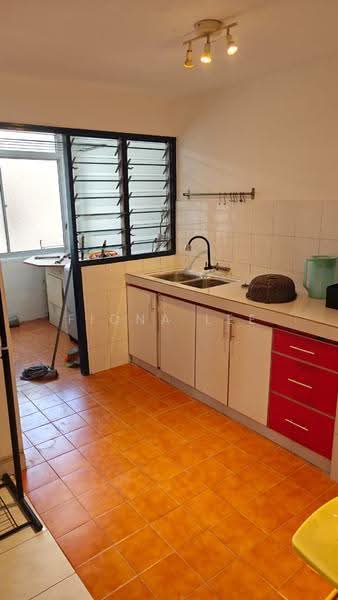 Pangsapuri untuk Disewa di SD Tiara Apartment - Fiona Lee - Kitchen - PropertyGuru.com.my