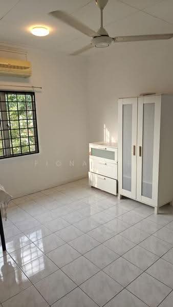 Pangsapuri untuk Disewa di SD Tiara Apartment - Fiona Lee - Bedroom - PropertyGuru.com.my