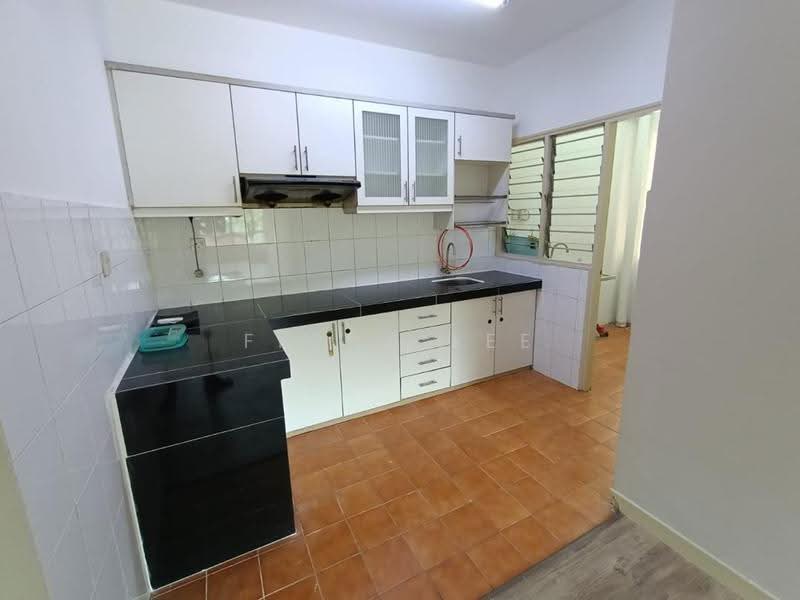 Apartment for Rent at SD Tiara Apartment - Fiona Lee - Kitchen - PropertyGuru.com.my