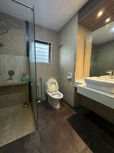 2.5-storey Terraced House for Sale in Sunway Spk (Kuala Lumpur) - Ryan Lim - Bathroom - PropertyGuru.com.my