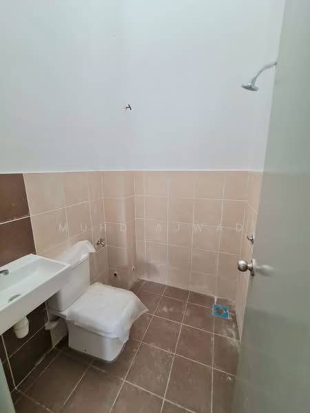 Rumah Teres untuk Dijual di Sepang (Selangor) - Muhd Ajwad - Bathroom - PropertyGuru.com.my