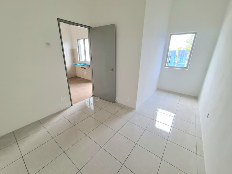 Rumah Teres untuk Dijual di Sepang (Selangor) - Muhd Ajwad - Bedroom - PropertyGuru.com.my