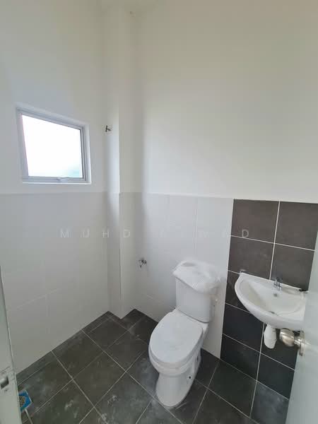 Rumah Teres untuk Dijual di Sepang (Selangor) - Muhd Ajwad - Bathroom - PropertyGuru.com.my