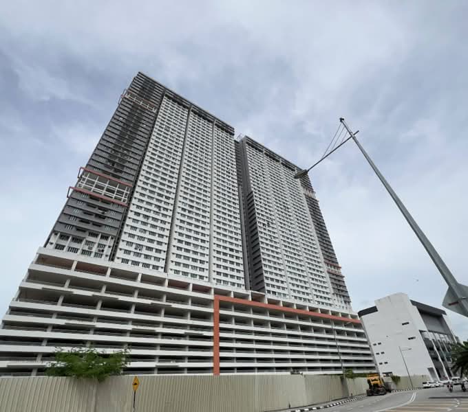 Pangsapuri untuk Dijual di The Rise Collection 2 - Sunny Lok - Exterior - PropertyGuru.com.my
