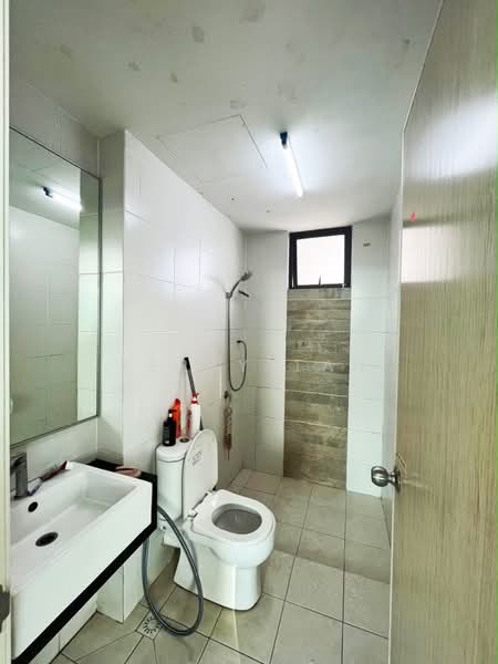 Kondominium untuk Disewa di ForestVille - Jerry Tan - Bathroom - PropertyGuru.com.my