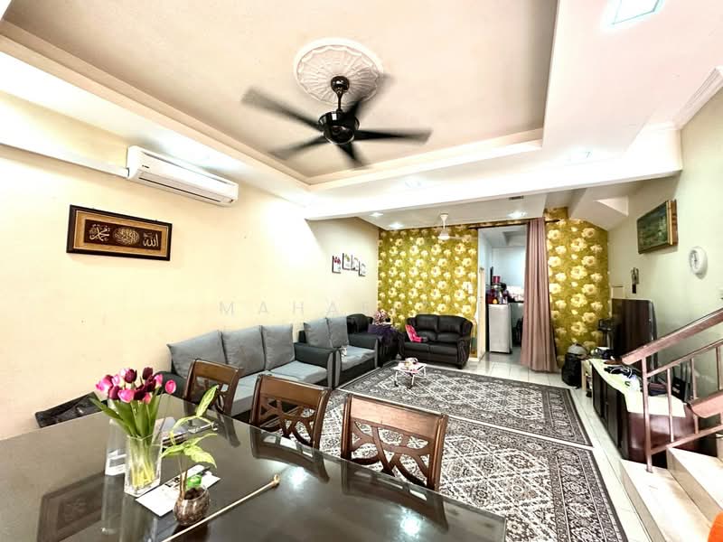 Rumah Teres 2 Tingkat untuk Dijual di Prima Saujana (Kajang) - Mahafiz . - Living Room - PropertyGuru.com.my