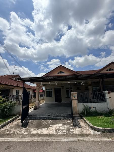 Rumah Teres untuk Dijual di Taman Nusa Bestari (Iskandar Puteri (Nusajaya)) - Pansy Teo - Exterior - PropertyGuru.com.my