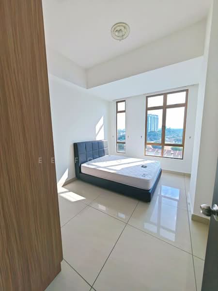 Service Residence for Sale at D'Inspire Residence (Inspira Bestari) - Ee Fong Toh - Bedroom - PropertyGuru.com.my