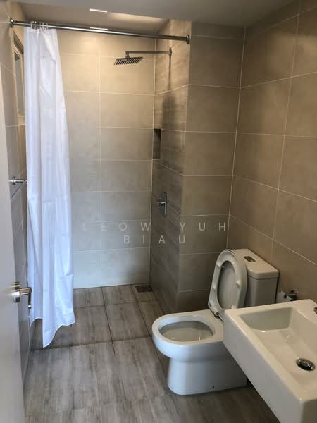 Service Residence for Sale at Windmill upon Hills - Leow Yuh Biau - Bathroom - PropertyGuru.com.my
