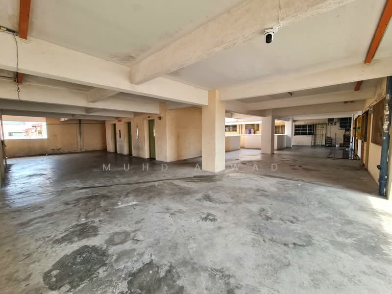 Rumah Flat untuk Dijual di Desa Mentari PJS 2 - Muhd Ajwad - Corridor - PropertyGuru.com.my