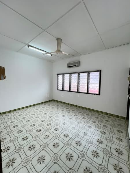 Rumah Teres 2-Tingkat untuk Dijual di Taman Petaling (Kepong) - Yen Ching - Interior - PropertyGuru.com.my